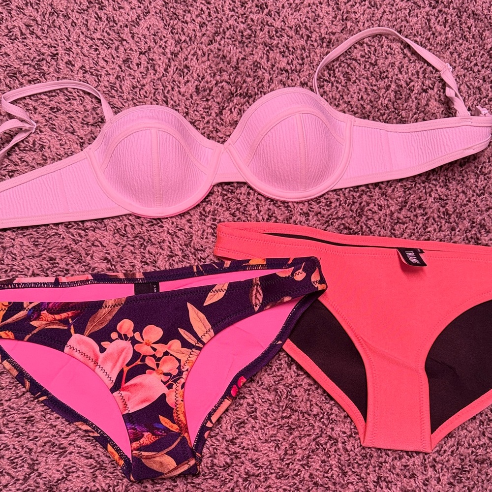 Triangl Balconette Top Pink and Floral Women's Bikini Bundle